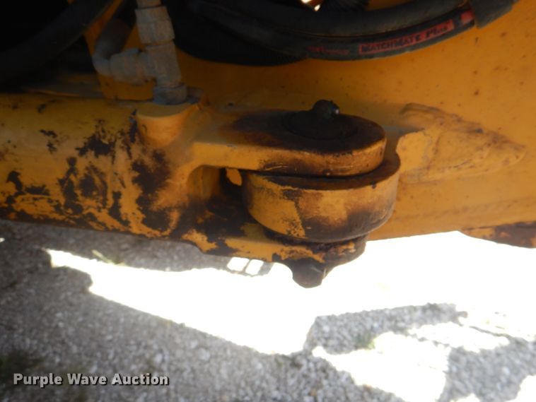 image for item KW9804 2005 John Deere 670D  motor grader