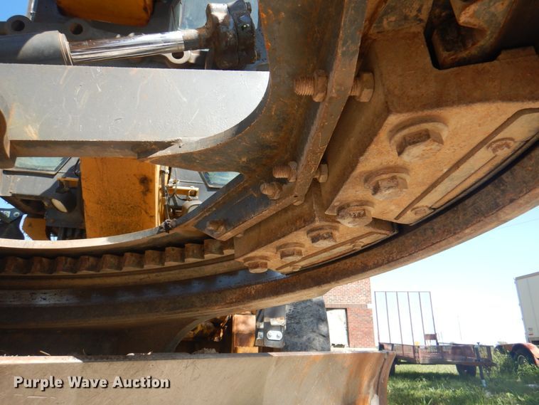 image for item KW9804 2005 John Deere 670D  motor grader