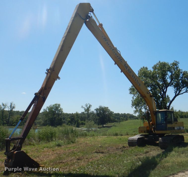 image for item KW9809 1992 Caterpillar EL240B  long reach excavator