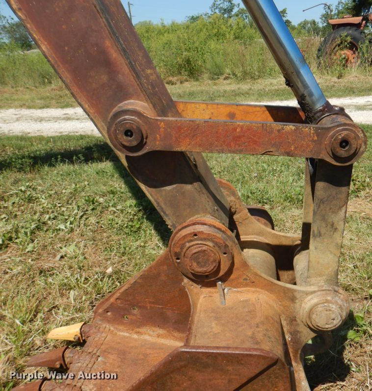 image for item KW9809 1992 Caterpillar EL240B  long reach excavator