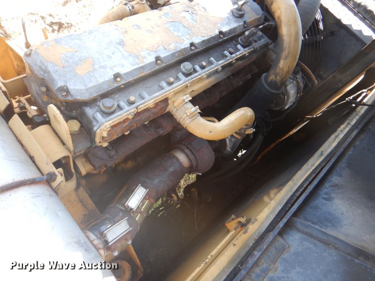 image for item KW9809 1992 Caterpillar EL240B  long reach excavator