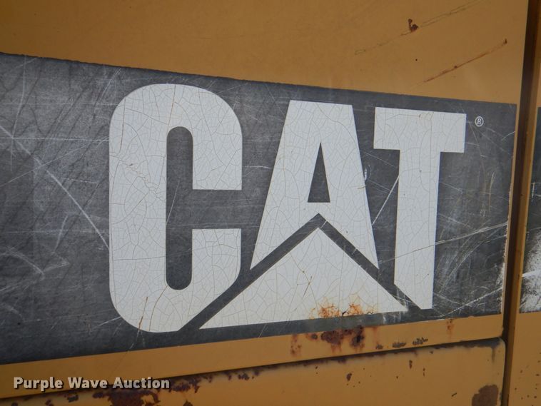 image for item KW9809 1992 Caterpillar EL240B  long reach excavator