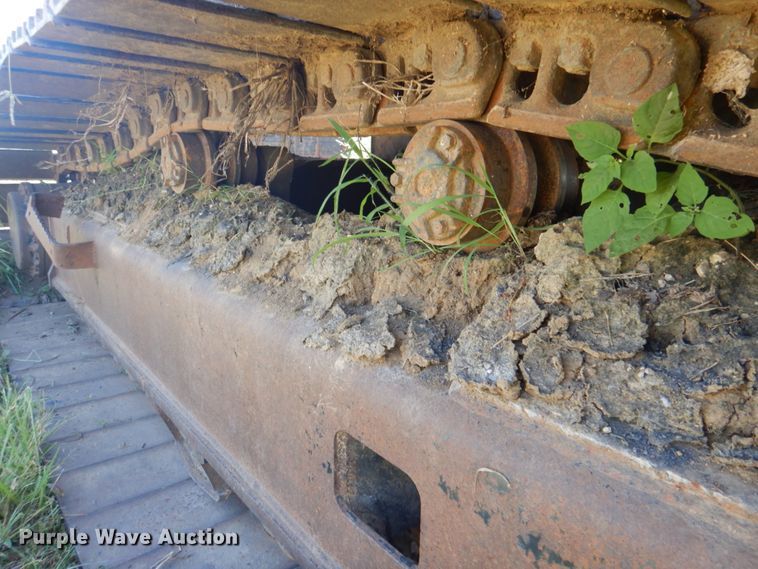 image for item KW9809 1992 Caterpillar EL240B  long reach excavator