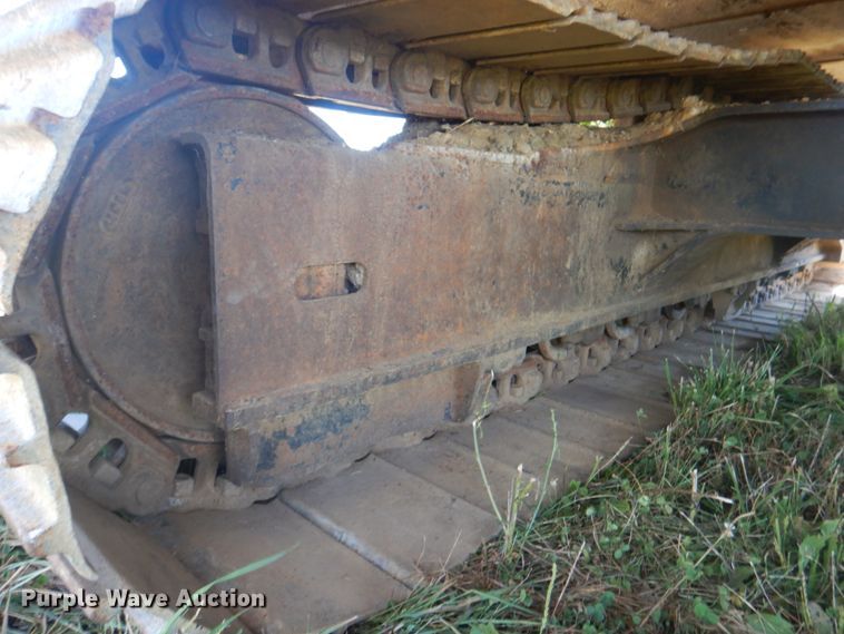 image for item KW9809 1992 Caterpillar EL240B  long reach excavator