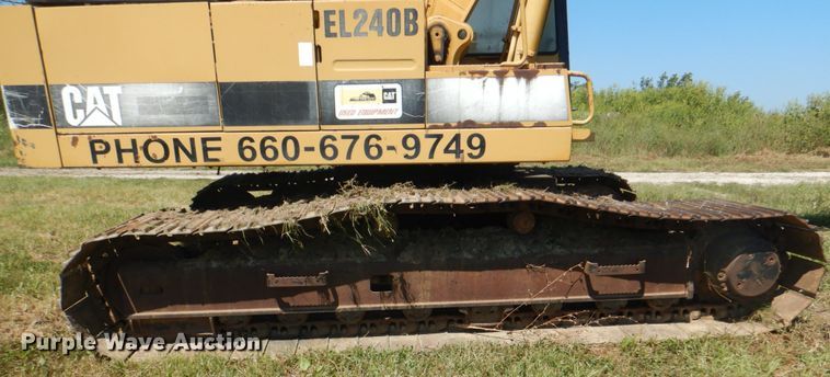 image for item KW9809 1992 Caterpillar EL240B  long reach excavator