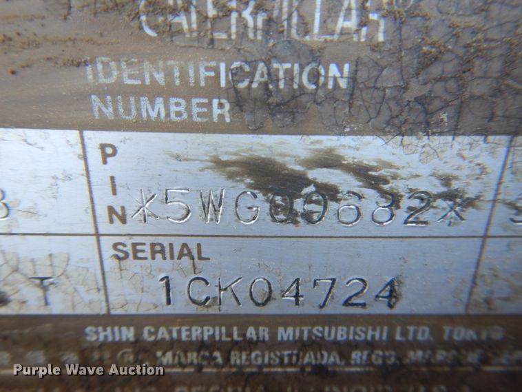 image for item KW9809 1992 Caterpillar EL240B  long reach excavator