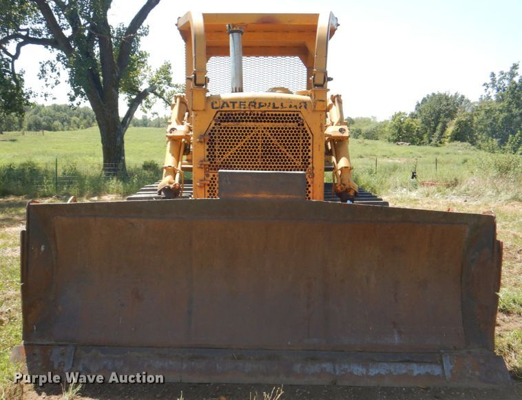 image for item KW9810 1974 Caterpillar D7F  dozer