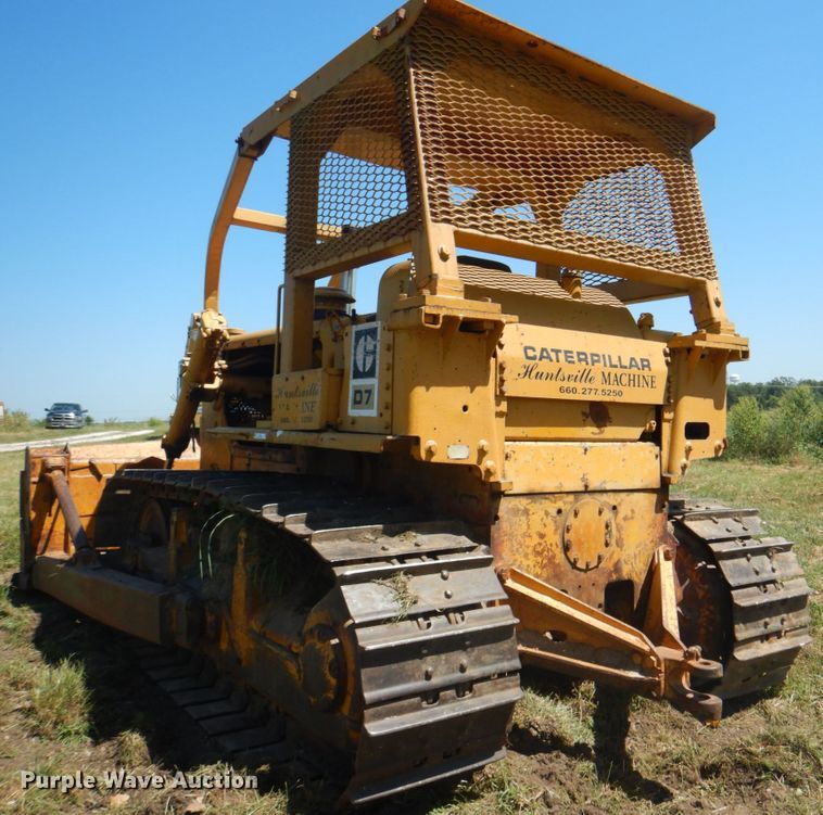 image for item KW9810 1974 Caterpillar D7F  dozer