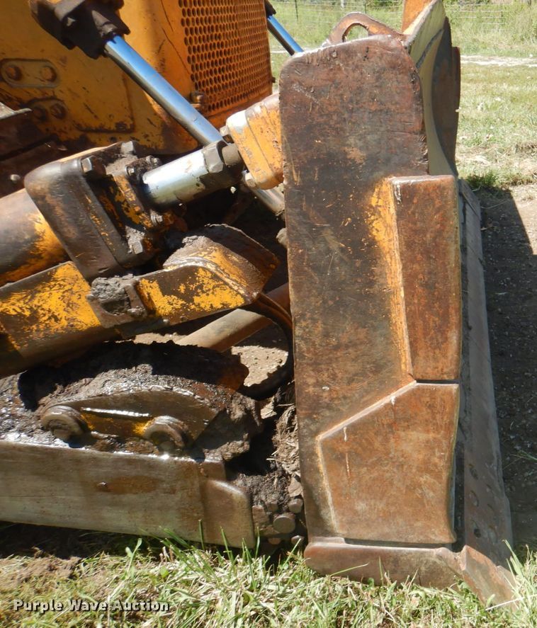 image for item KW9810 1974 Caterpillar D7F  dozer