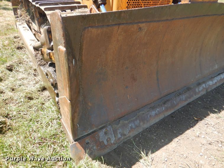 image for item KW9810 1974 Caterpillar D7F  dozer