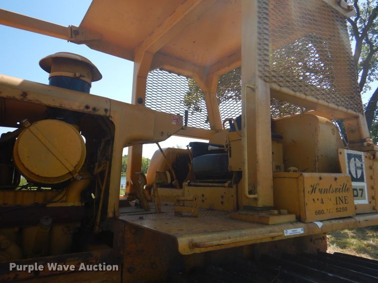 image for item KW9810 1974 Caterpillar D7F  dozer