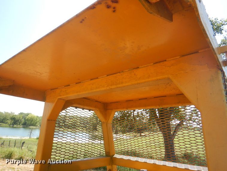 image for item KW9810 1974 Caterpillar D7F  dozer