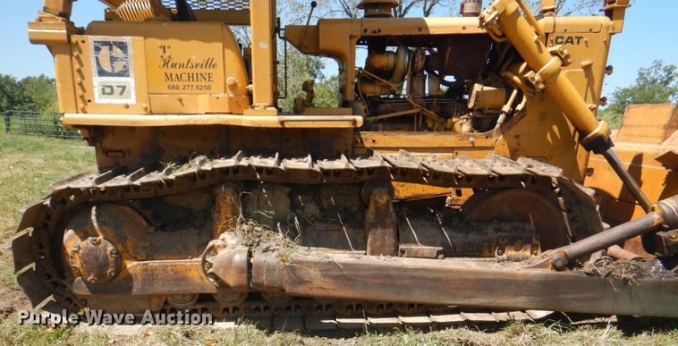 image for item KW9810 1974 Caterpillar D7F  dozer