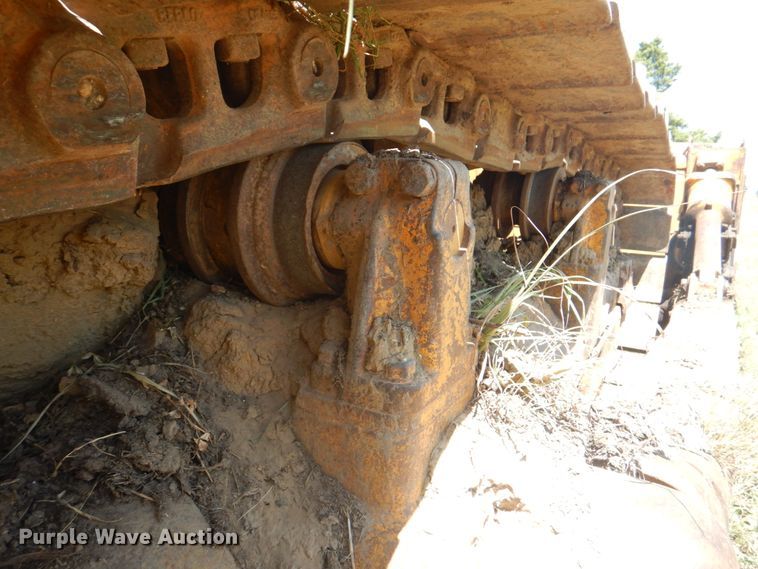 image for item KW9810 1974 Caterpillar D7F  dozer