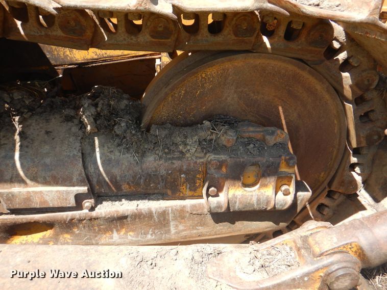 image for item KW9810 1974 Caterpillar D7F  dozer