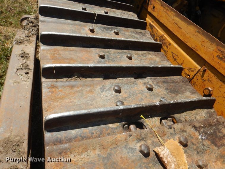 image for item KW9810 1974 Caterpillar D7F  dozer