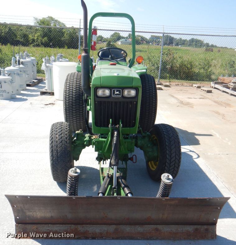 image for item KW9876 John Deere 750  MFWD tractor