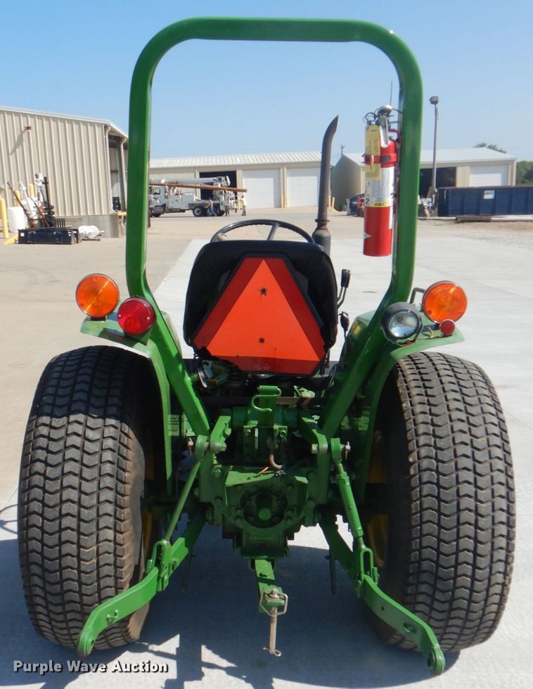 image for item KW9876 John Deere 750  MFWD tractor