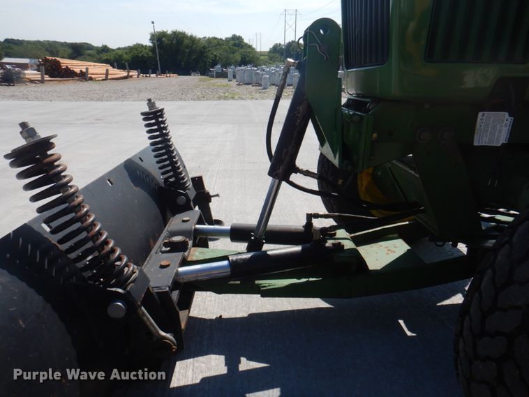 image for item KW9876 John Deere 750  MFWD tractor