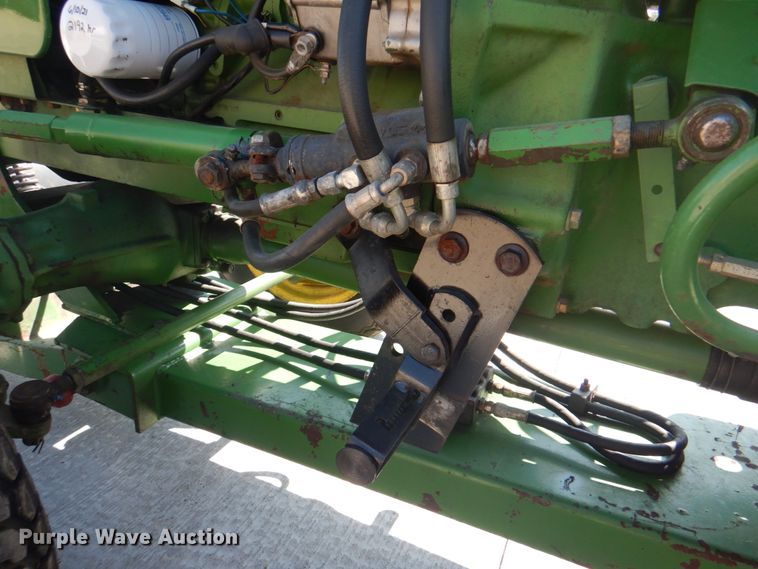 image for item KW9876 John Deere 750  MFWD tractor