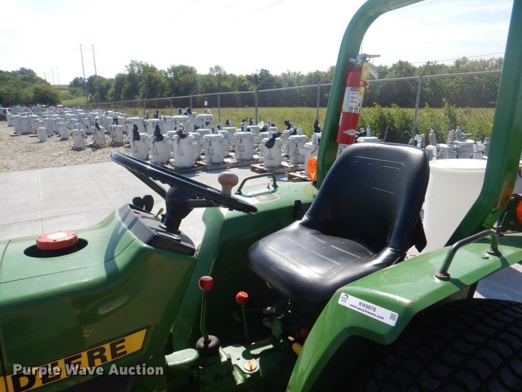 image for item KW9876 John Deere 750  MFWD tractor
