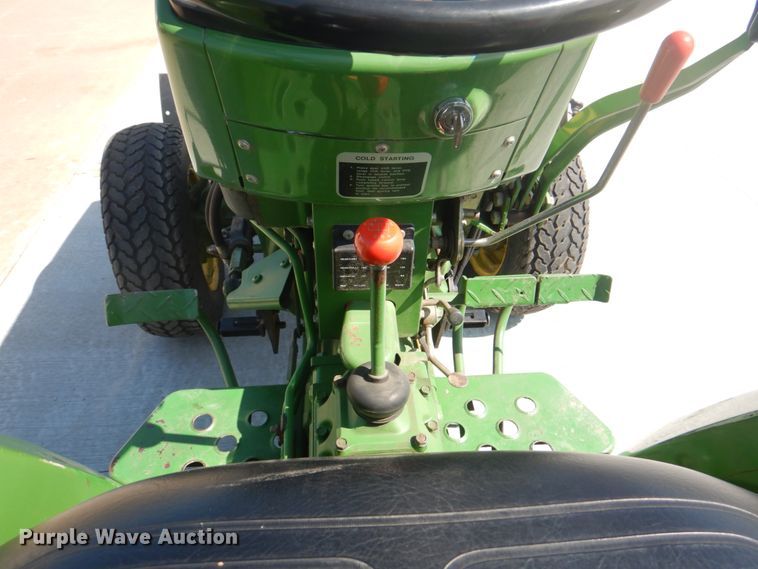 image for item KW9876 John Deere 750  MFWD tractor