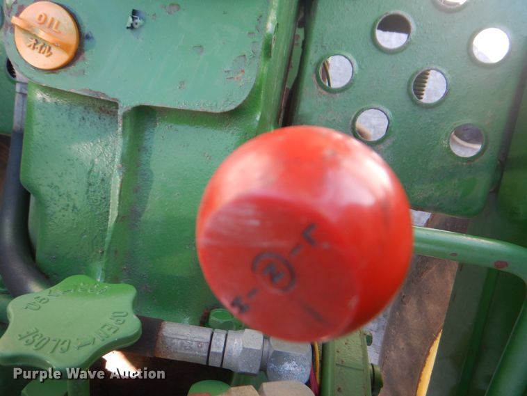 image for item KW9876 John Deere 750  MFWD tractor