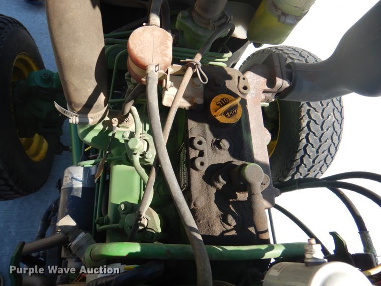 image for item KW9876 John Deere 750  MFWD tractor