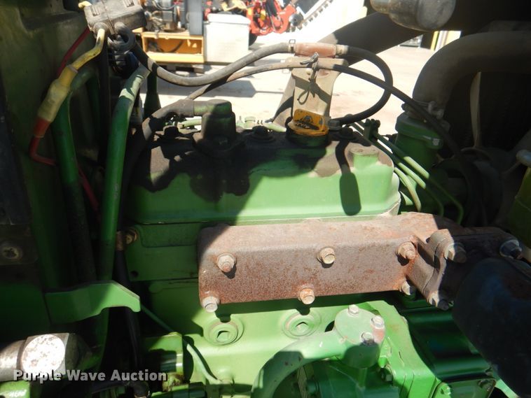 image for item KW9876 John Deere 750  MFWD tractor