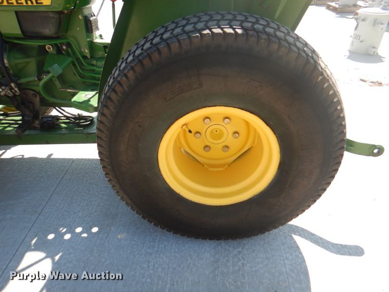 image for item KW9876 John Deere 750  MFWD tractor