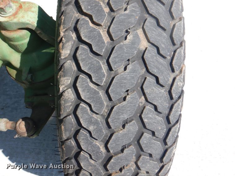 image for item KW9876 John Deere 750  MFWD tractor