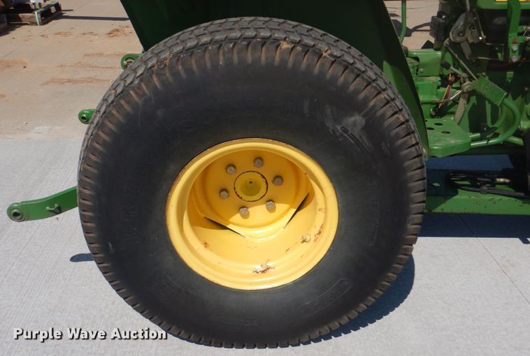 image for item KW9876 John Deere 750  MFWD tractor