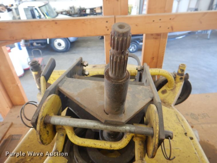 image for item KW9876 John Deere 750  MFWD tractor