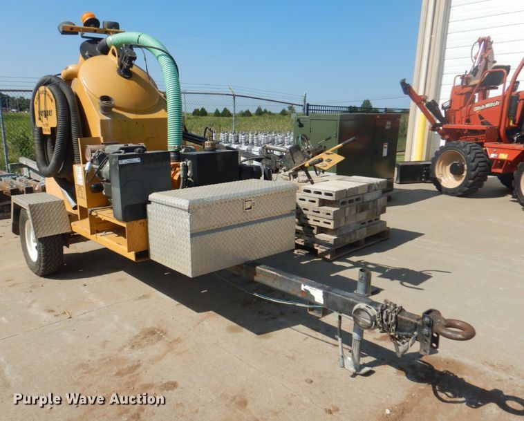 image for item KW9877 2006 Vermeer 150SGT  FlowMaster vacuum excavator