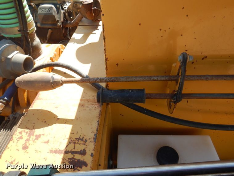 image for item KW9877 2006 Vermeer 150SGT  FlowMaster vacuum excavator