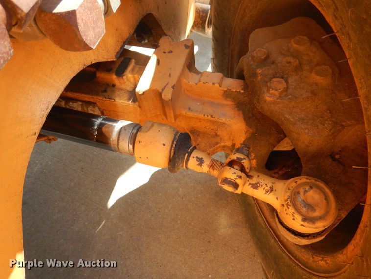 image for item KW9878 1992 Case 660  trencher