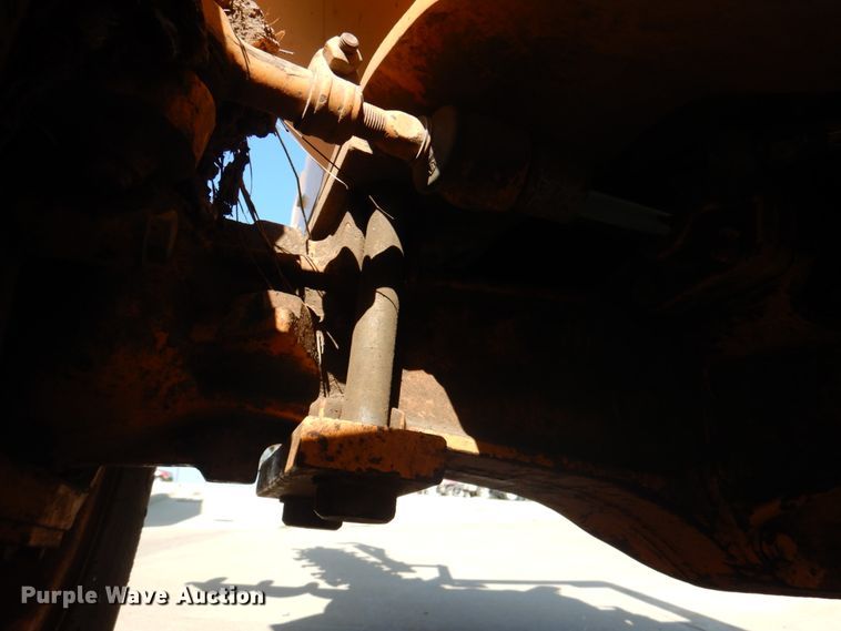 image for item KW9878 1992 Case 660  trencher