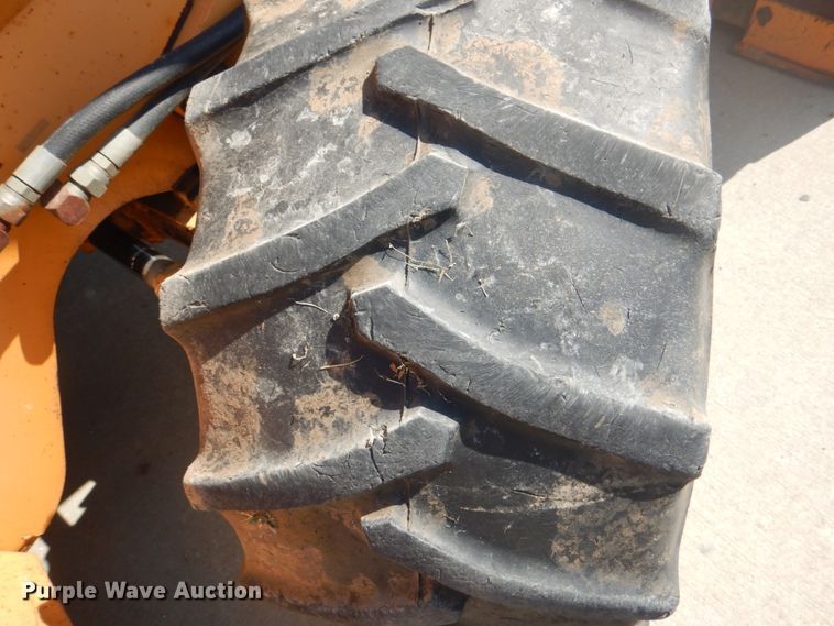 image for item KW9878 1992 Case 660  trencher