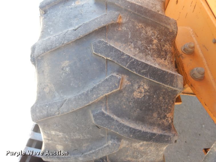 image for item KW9878 1992 Case 660  trencher