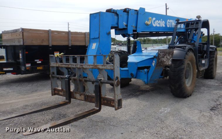 image for item KX9444 2012 Genie GTH-1056  telehandler