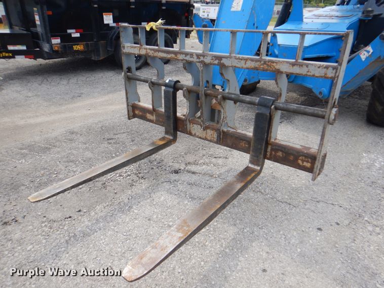 image for item KX9444 2012 Genie GTH-1056  telehandler