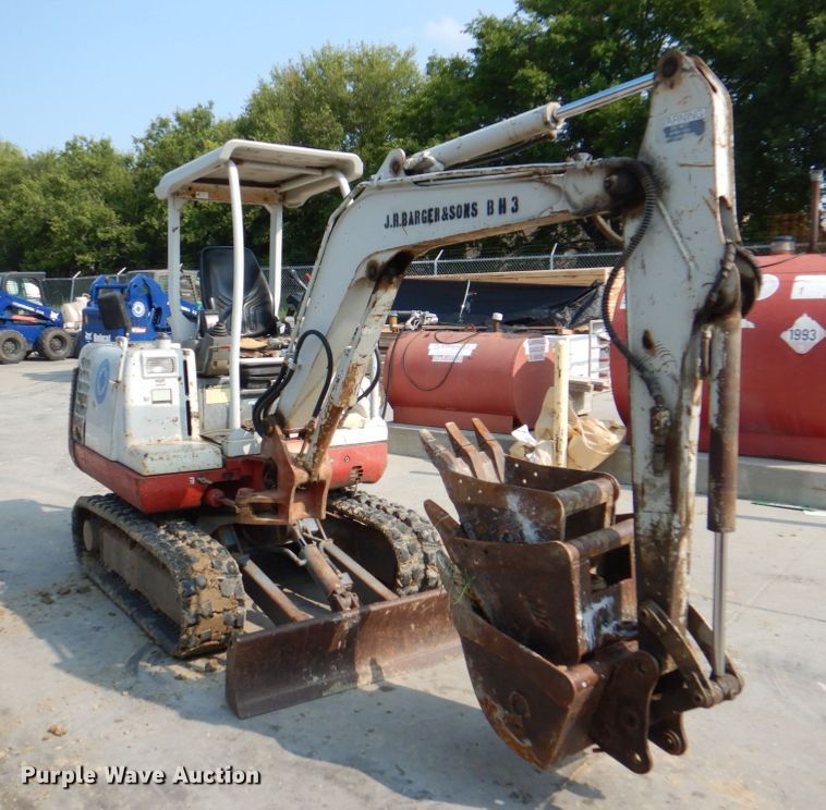 image for item KX9449 2006 Takeuchi TB125  mini excavator