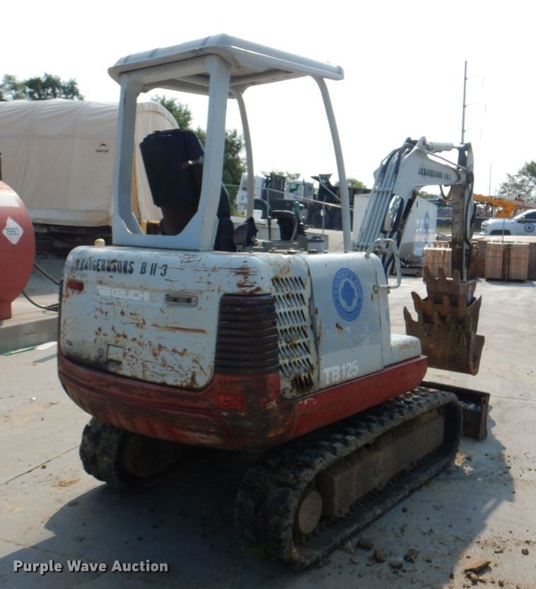 image for item KX9449 2006 Takeuchi TB125  mini excavator
