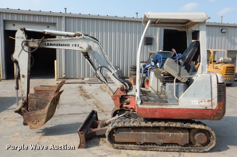 image for item KX9449 2006 Takeuchi TB125  mini excavator