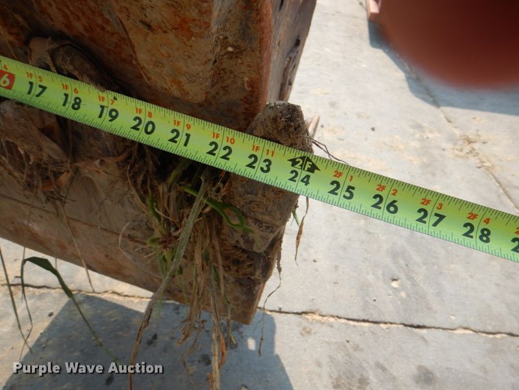 image for item KX9449 2006 Takeuchi TB125  mini excavator