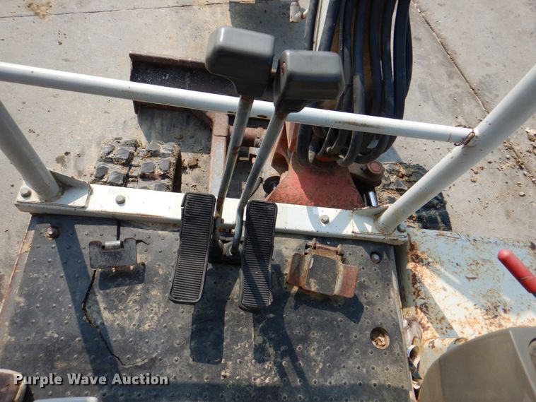 image for item KX9449 2006 Takeuchi TB125  mini excavator