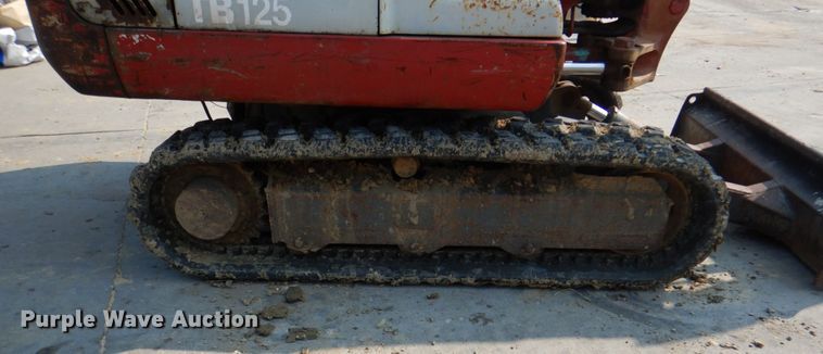 image for item KX9449 2006 Takeuchi TB125  mini excavator