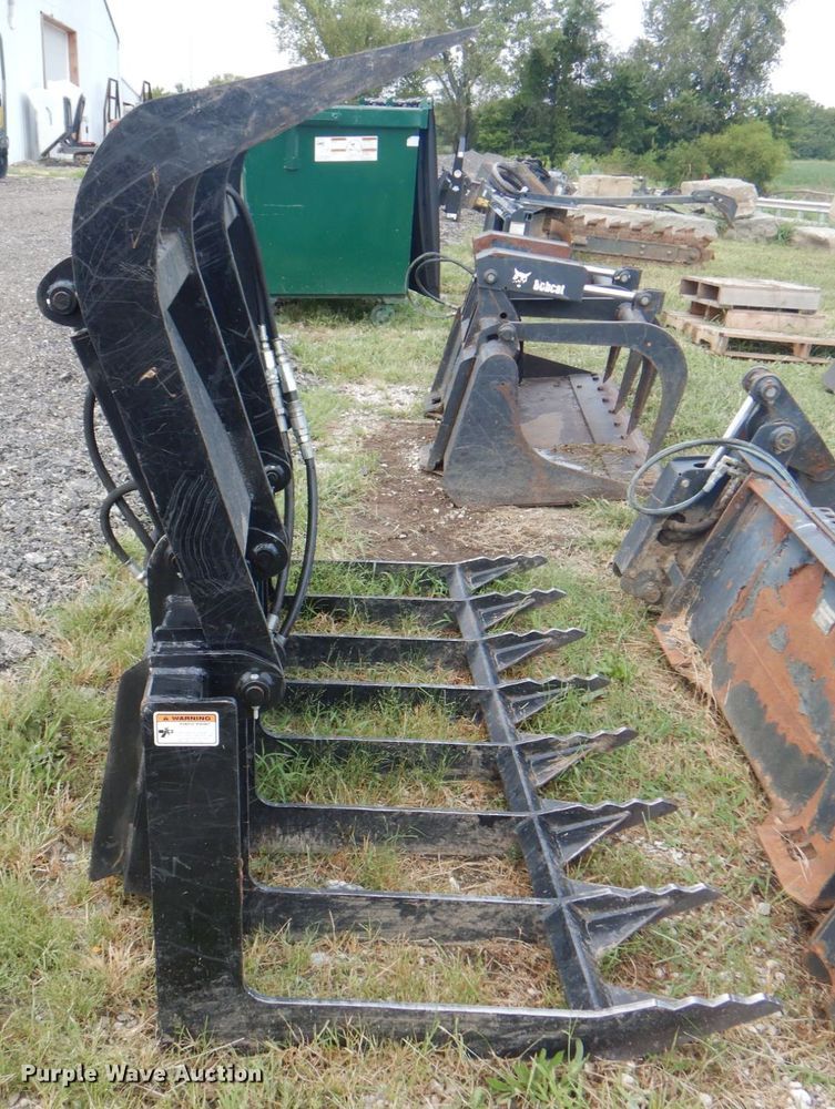 image for item KX9460 Balemaster BM2500-SK-STR-GRAPPLE 73"W skid steer grapple bucket