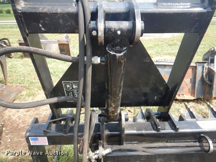 image for item KX9460 Balemaster BM2500-SK-STR-GRAPPLE 73"W skid steer grapple bucket