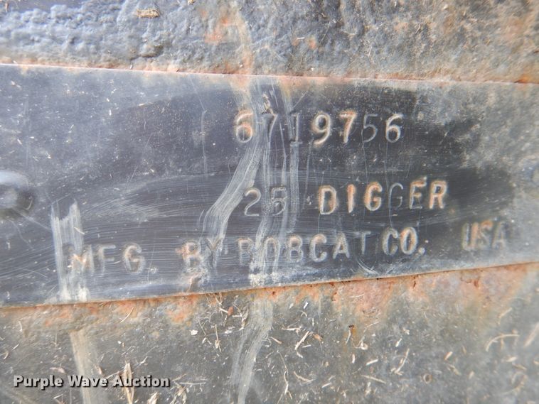 image for item KX9462 Bobcat 25"W skid steer digger